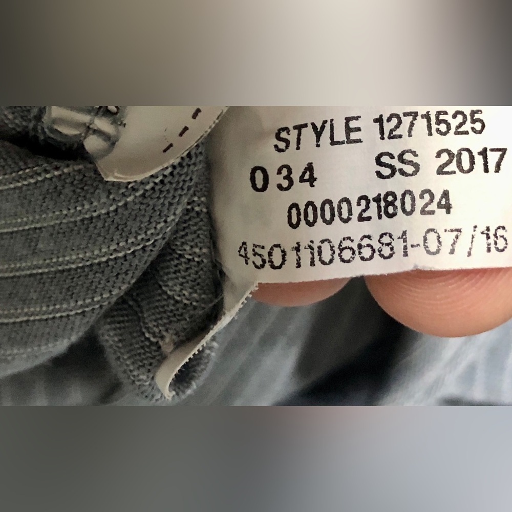 ⛵️Under Armour Gray Striped Threadborne Streaker 1/2 Zip Shirt - Picture 14 of 14
